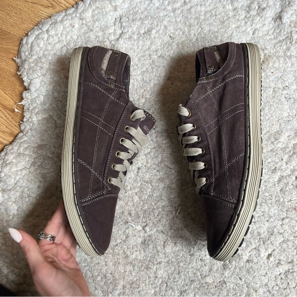 Sketchers Mens Brown Denim and Tan Relaxed Fit Memory Foam Low Sneakers SZ 11 - Picture 3 of 11